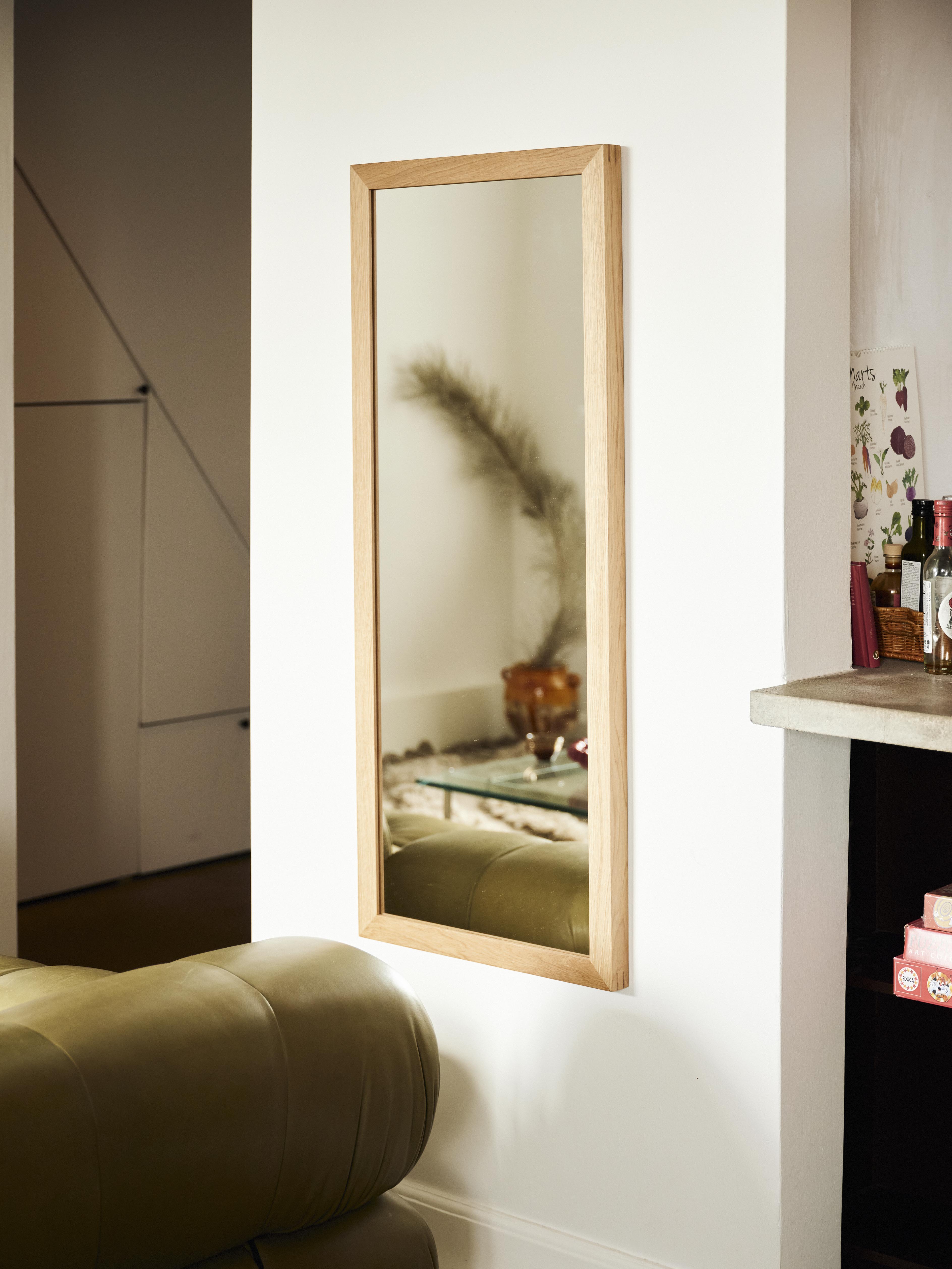 Rahmt-Furniture_LONG_MIRROR_NATURAL_OAK_LOW-RES_005.jpg