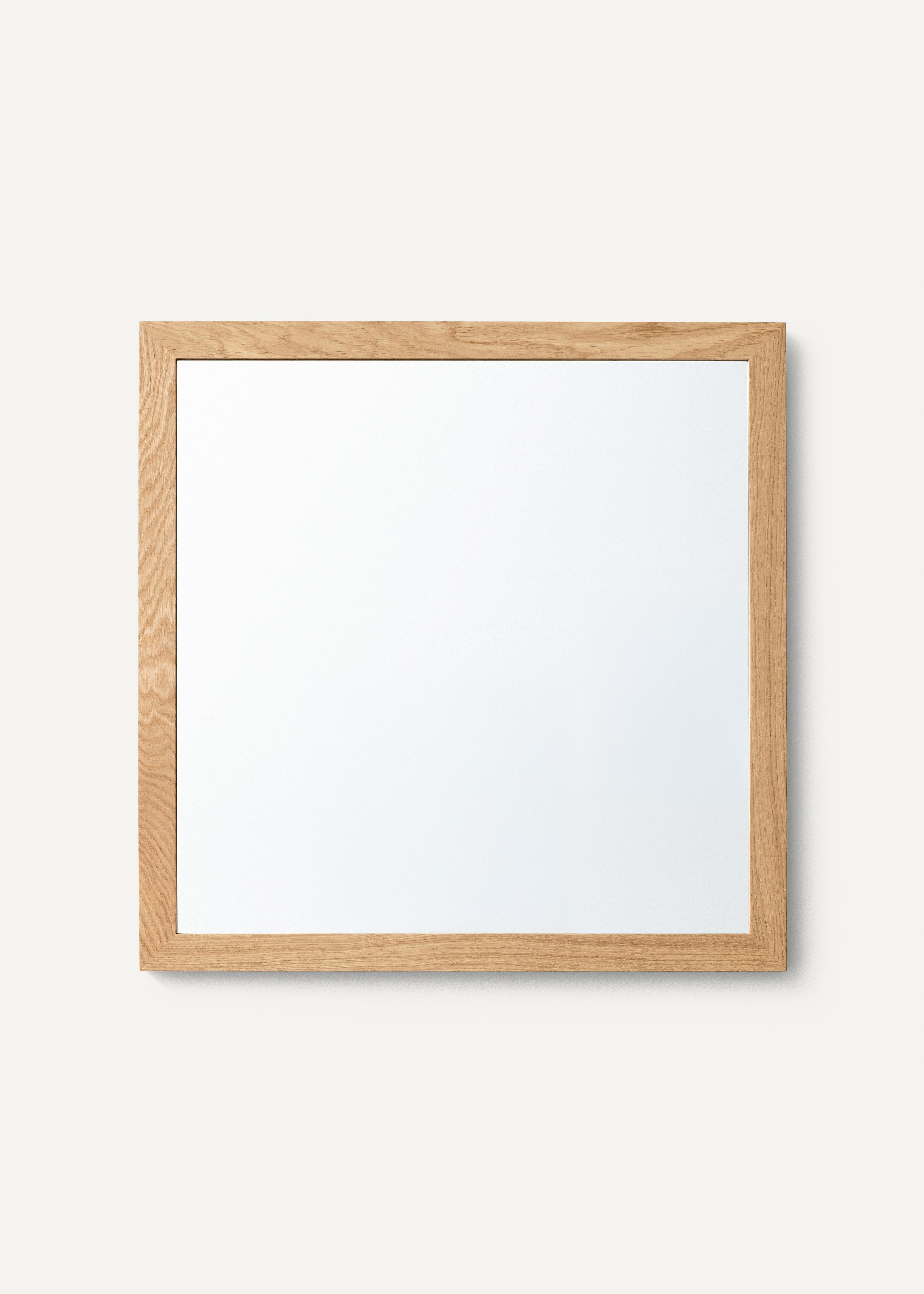Rahmt-Furniture_packshots_010_low.jpg
