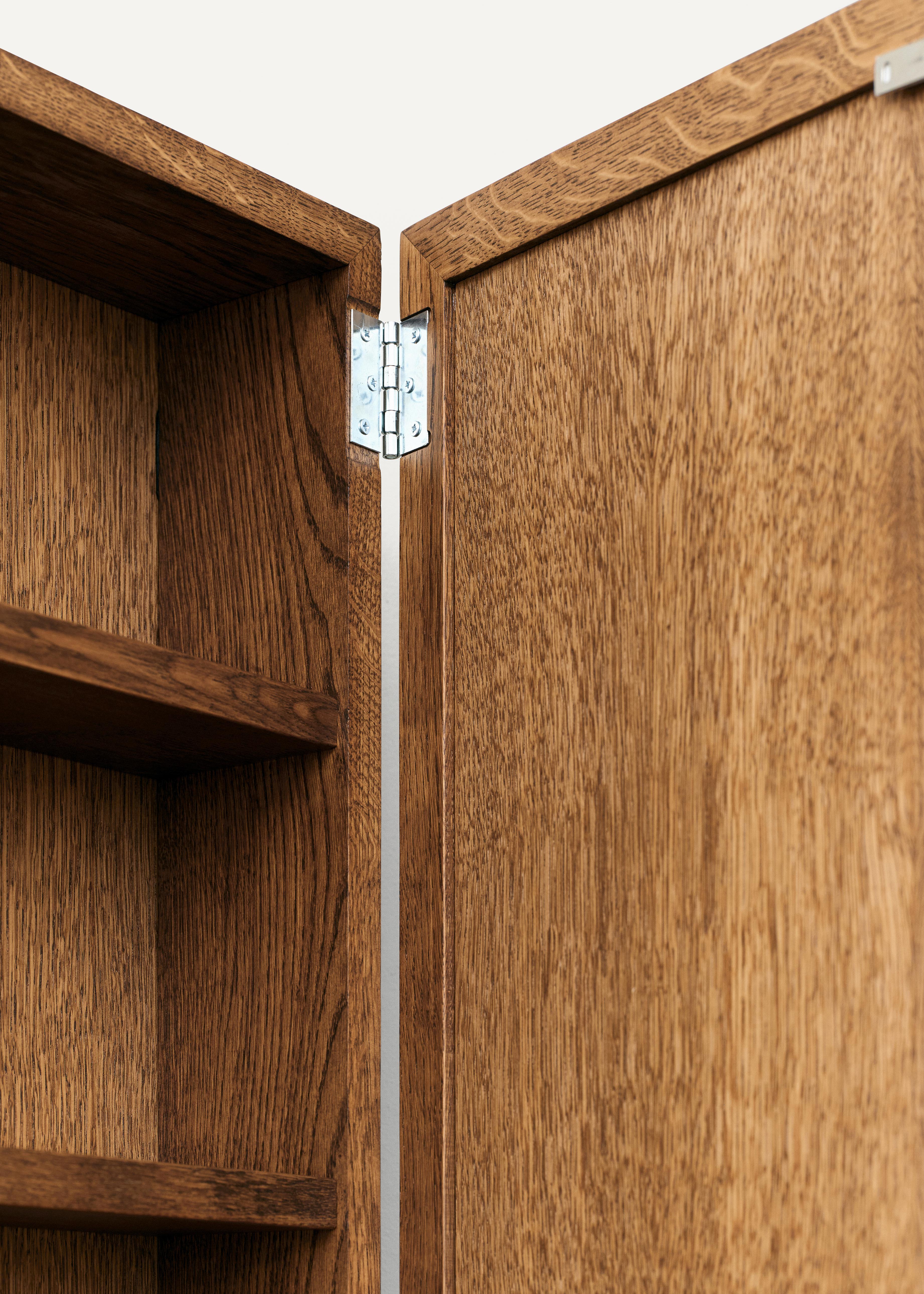 Storage Mirror - Dark Oak